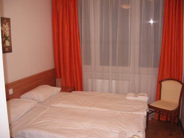 Hotel Lido Мишкольц Экстерьер фото